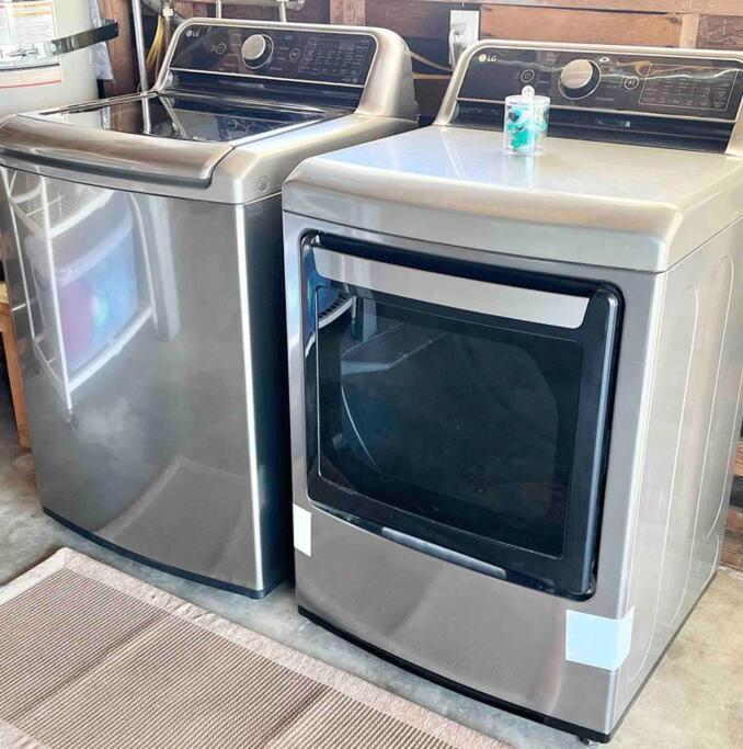 Family House With A/c At Mission Bay +garage Holiday home *